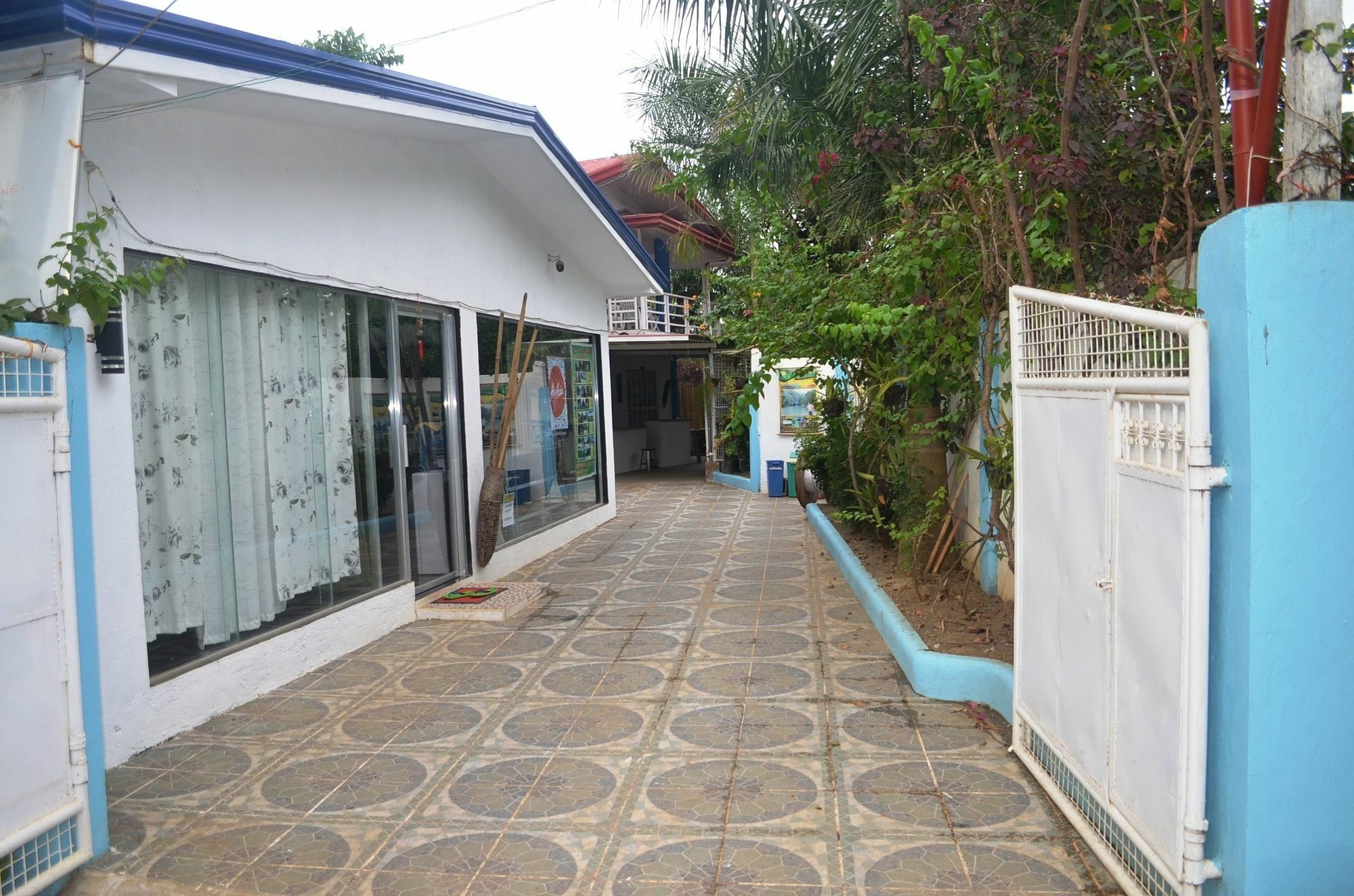 El Taraw Bed & Breakfast Puerto Princesa Kültér fotó